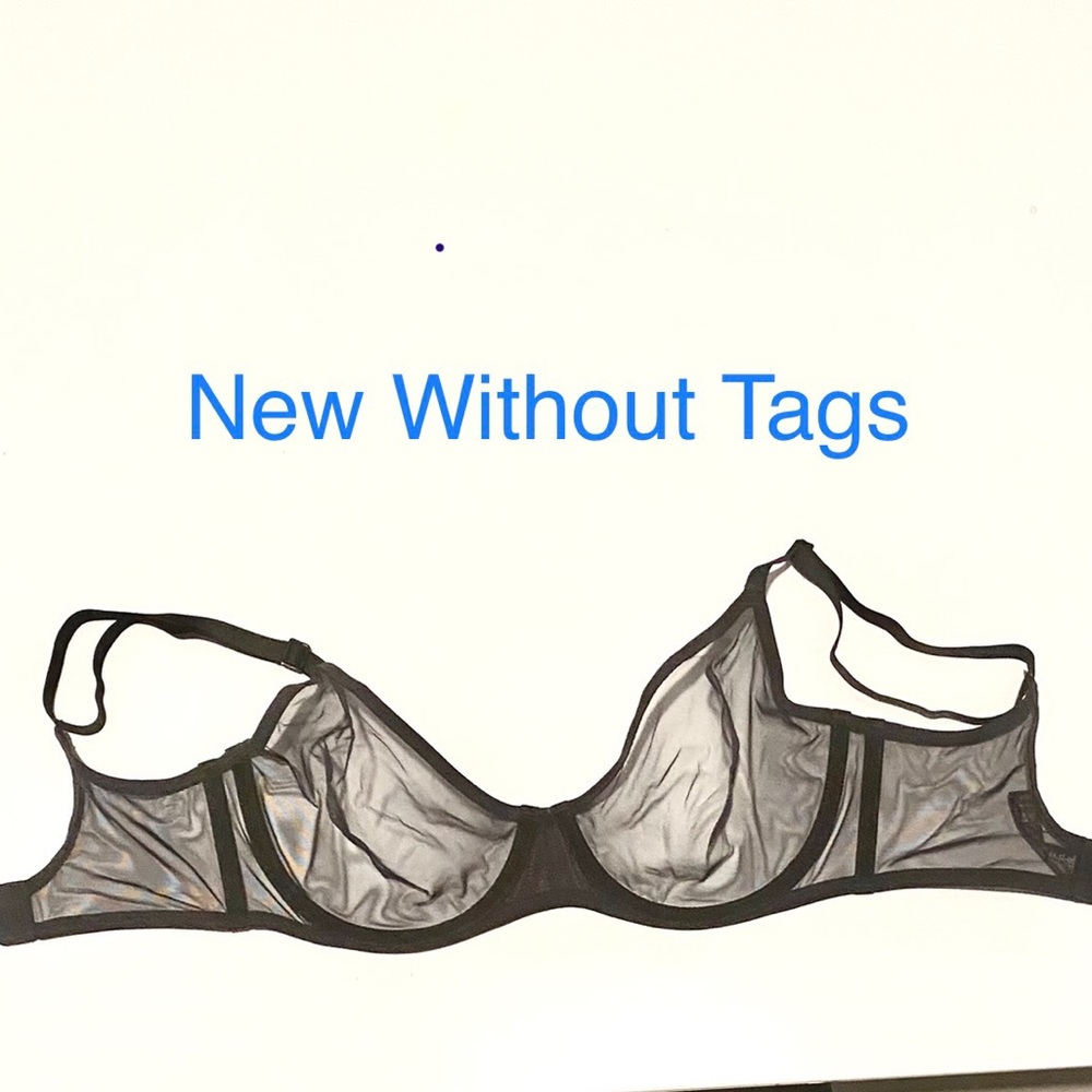 SKIMS - NWOT Scoop Bra